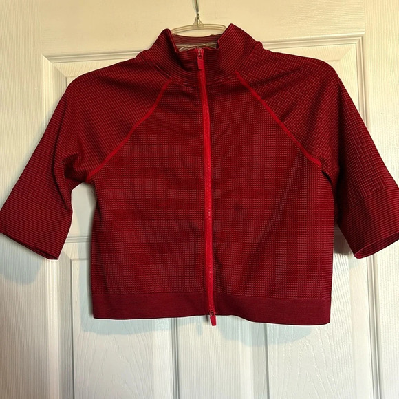 Fabletics Jenny Seamless women’s red full zip crop athletic jacket size XL - Picture 1 of 8